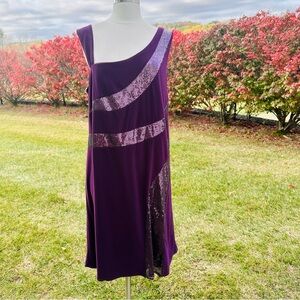 DRESS BARN COLLECTION
Cocktail Plus Size Dress - Size 16